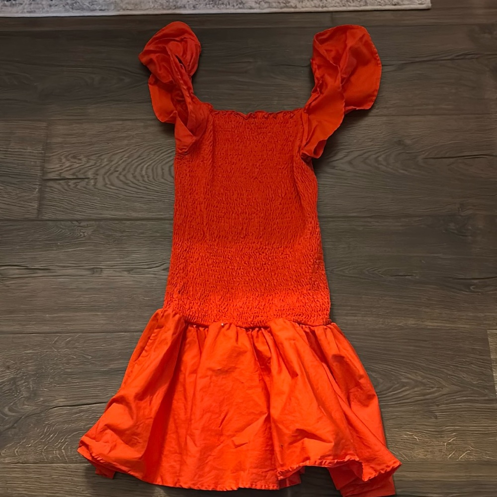 Women’s dress
